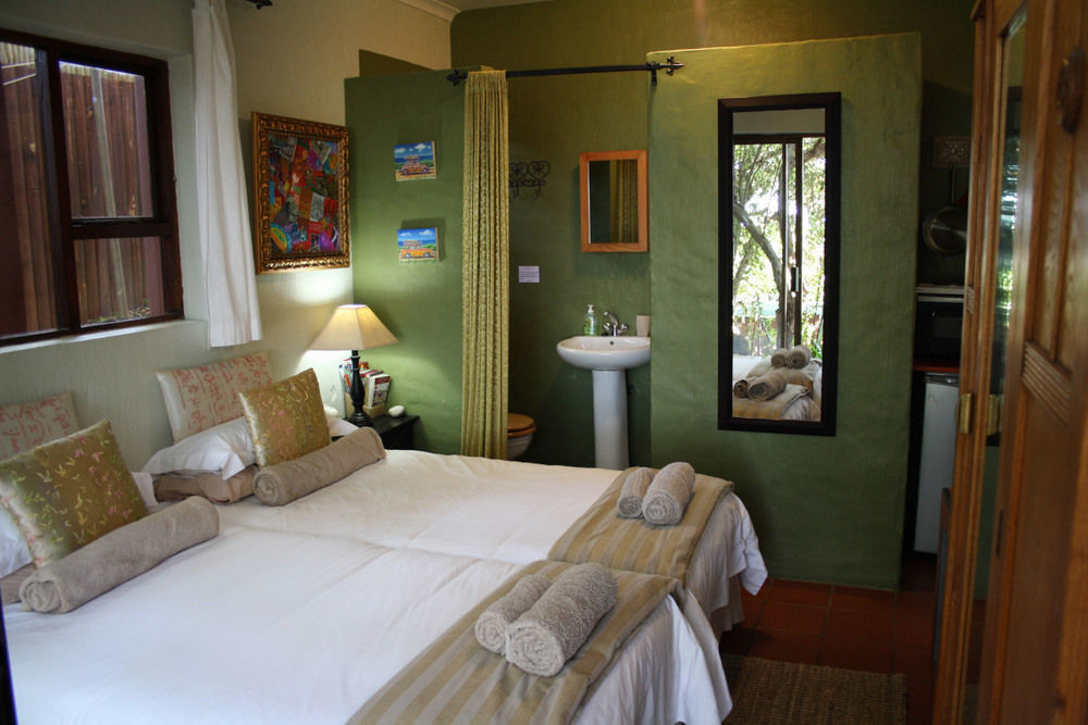 Zen Guesthouse Jeffreysbaai Buitenkant foto